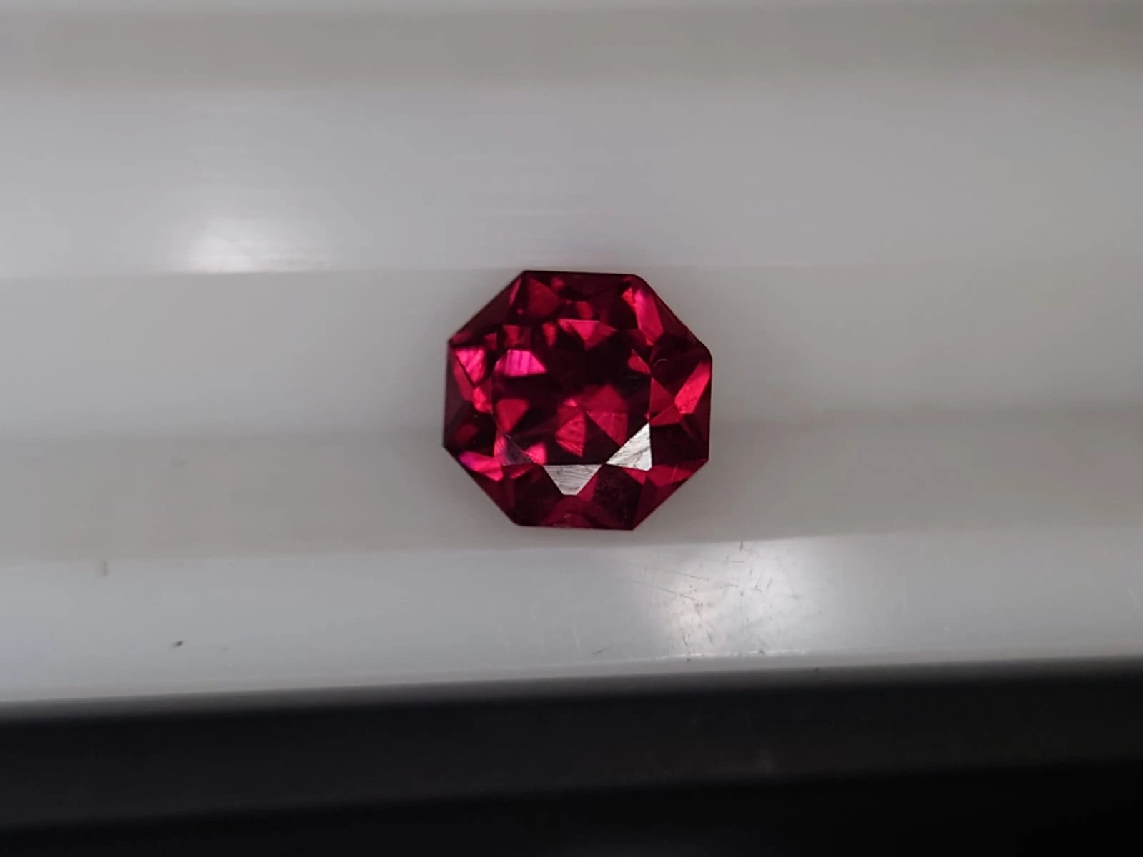 1.53ct Natural Malaya Garnet from Nigeria — view 5
